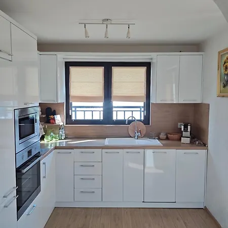 Trend Apartment Burgas City